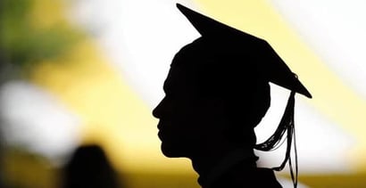 10 Best Finance Blogs for College Graduates 10 Best Finance Blogs for College Graduates