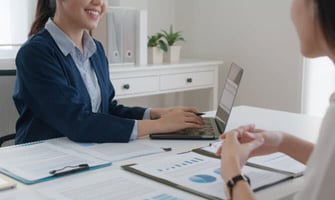 a lender speaking with a client graphic