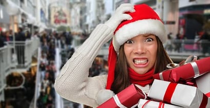 7 Holiday Spending Traps Avoid 7 Holiday Spending Traps Avoid