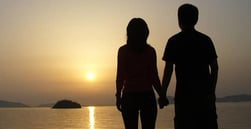 5 Ways to Survive Dating With Bad Credit
