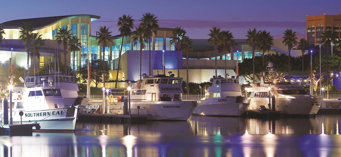 Aquarium and Harbor Aquarium and Harbor