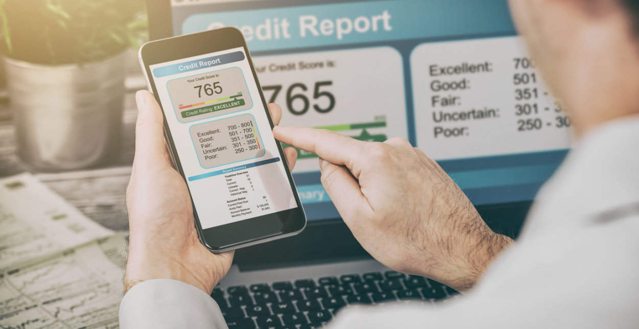 Credit score tracking service provider