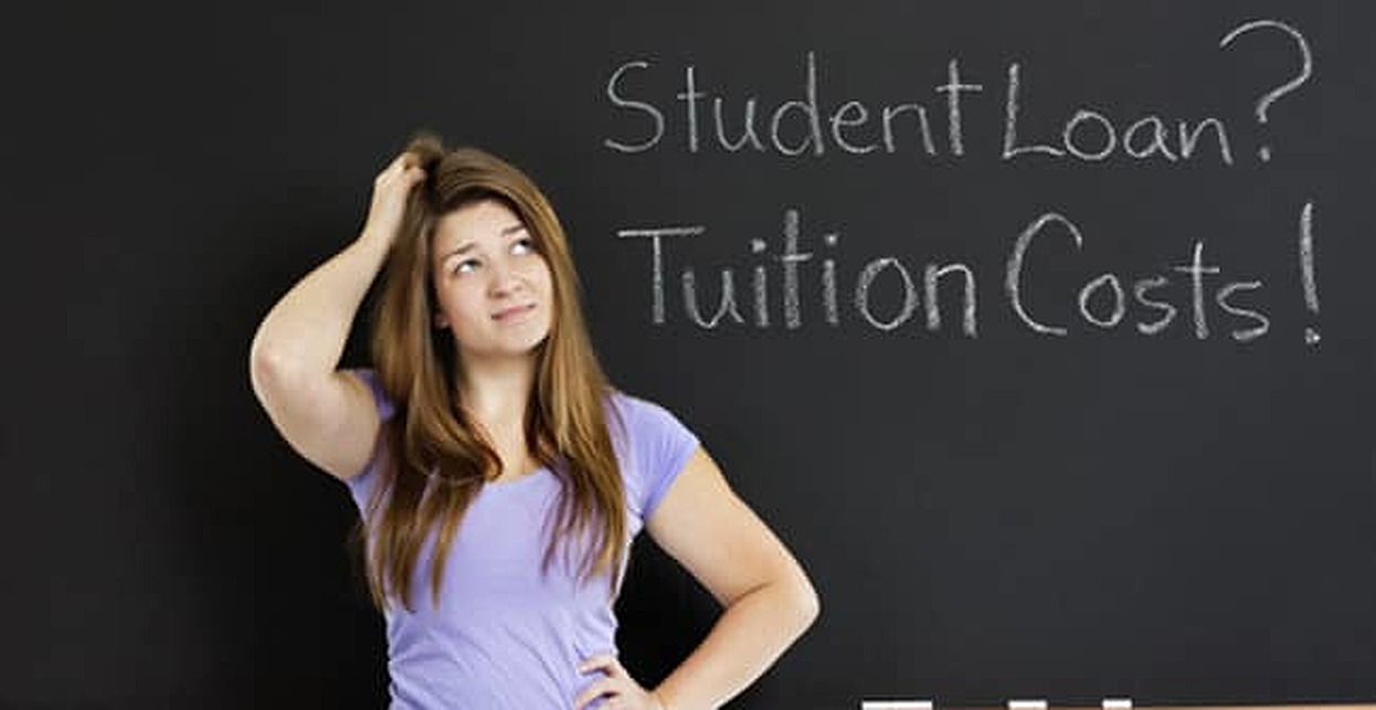 4 Ways for Students to Avoid Bad Credit 4 Ways for Students to Avoid Bad Credit