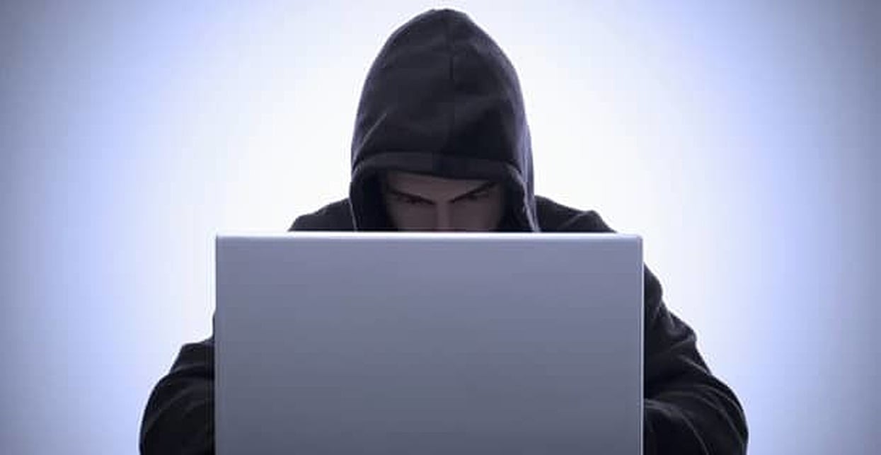 How to Avoid a Financial Scam on Social Media How to Avoid a Financial Scam on Social Media