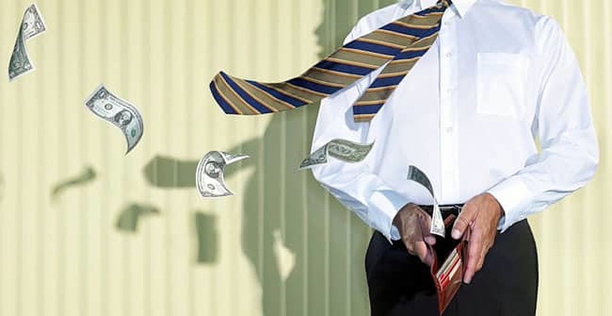 How to Avoid Hidden Bank Fees How to Avoid Hidden Bank Fees