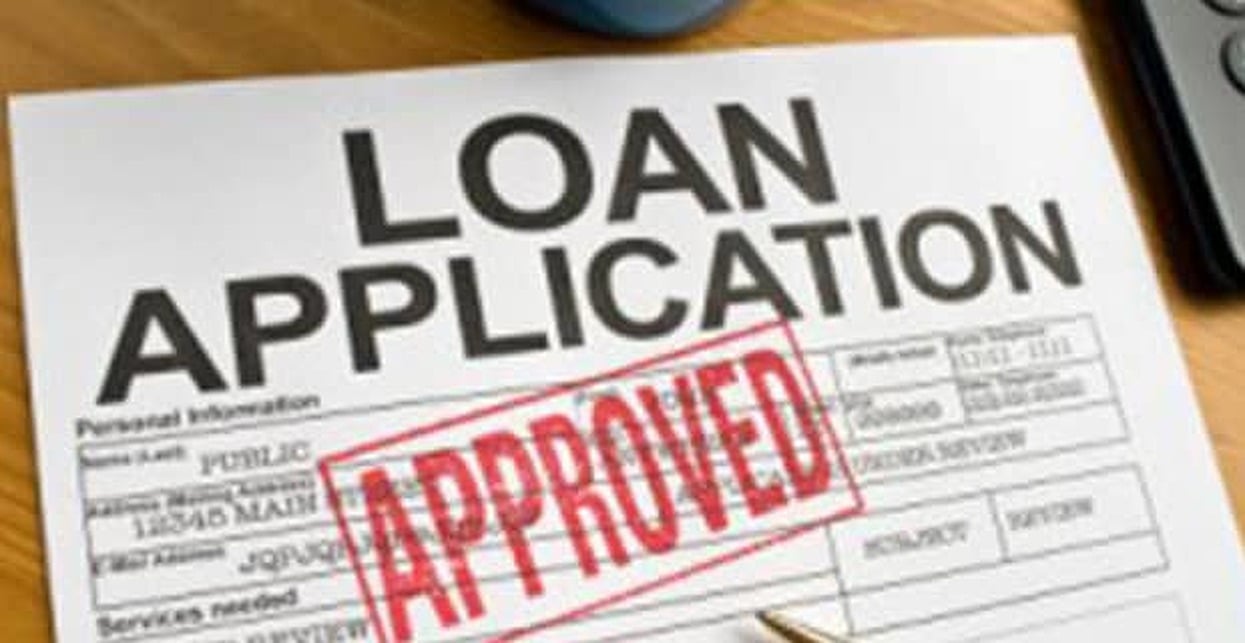 Half of Loan Applicants Have Poor Credit Half of Loan Applicants Have Poor Credit